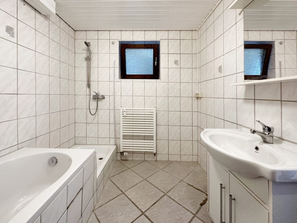 Einliegerwohnung Badezimmer
