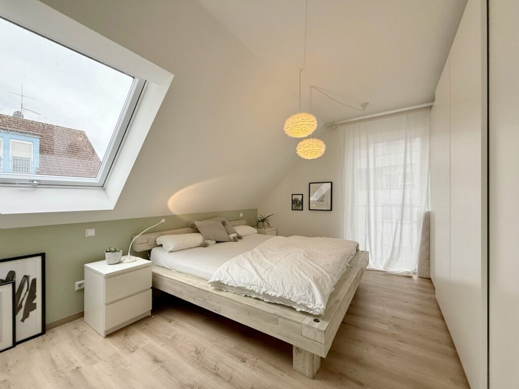 Schlafzimmer im 1. DG