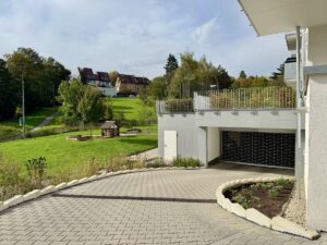 Tiefgaragenzufahrt