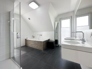 Badezimmer DG