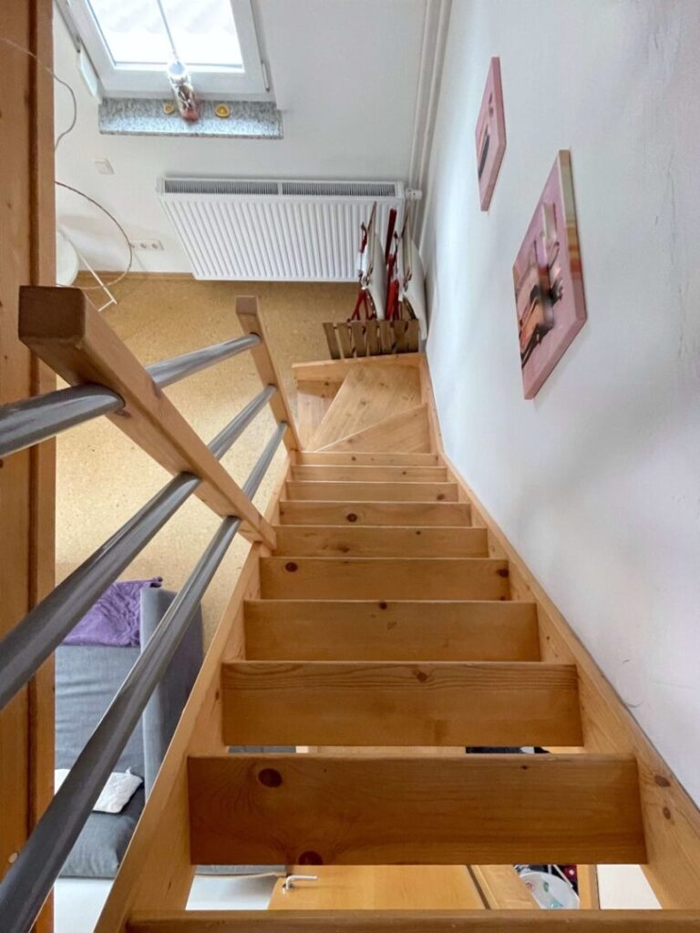 Treppe zur Galerie