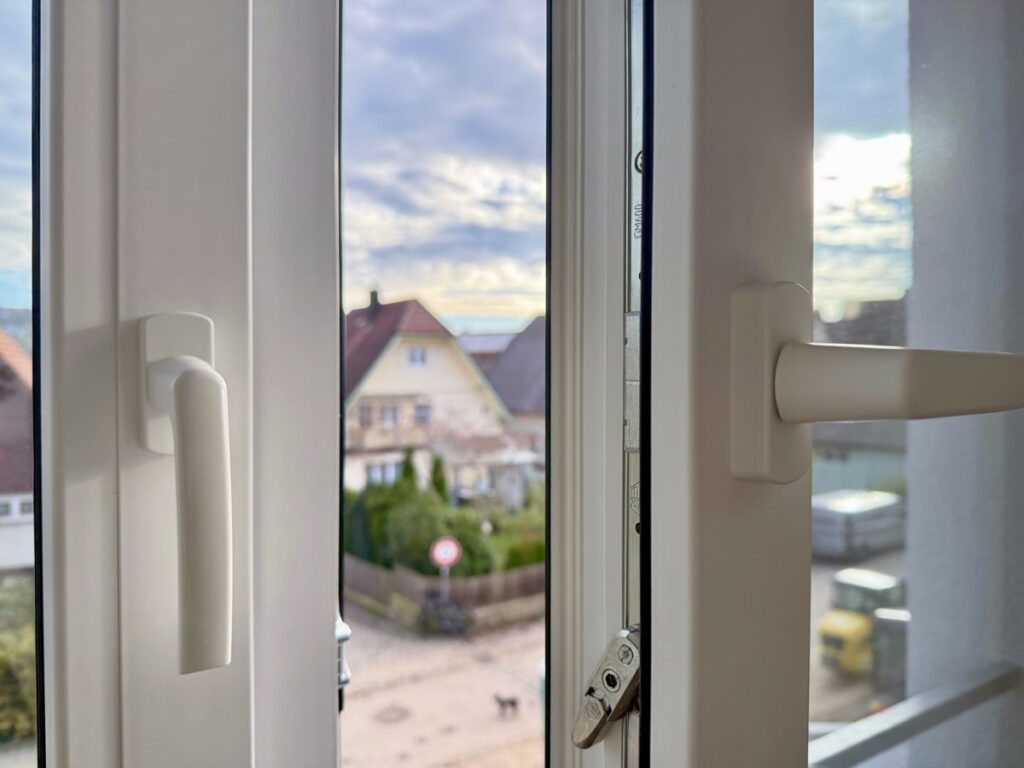 Dreifachverglaste Kunststofffenster