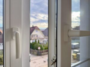 Dreifachverglaste Kunststofffenster