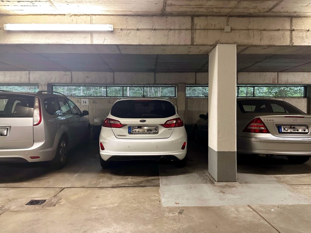 Tiefgaragenplatz