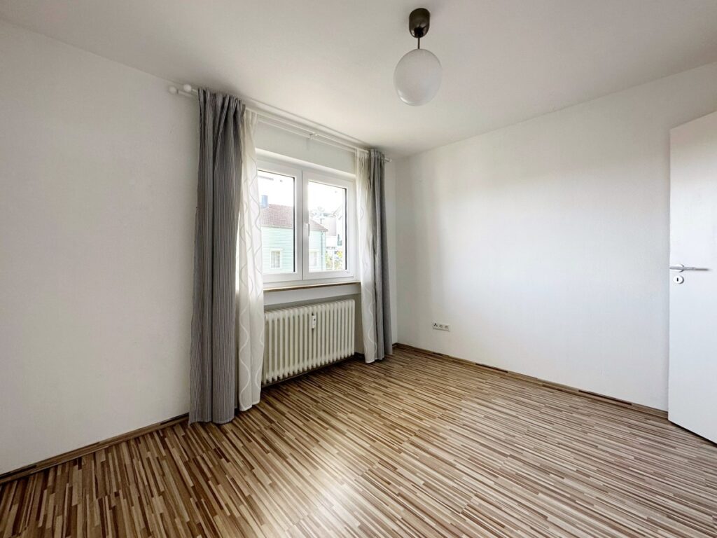 Kinder- oder Arbeitszimmer