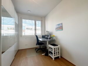 Kinder- oder Arbeitszimmer