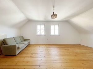 Wohnzimmer DG