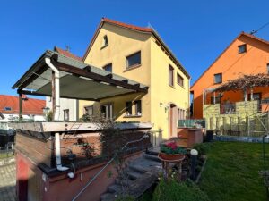überdachte Terrasse