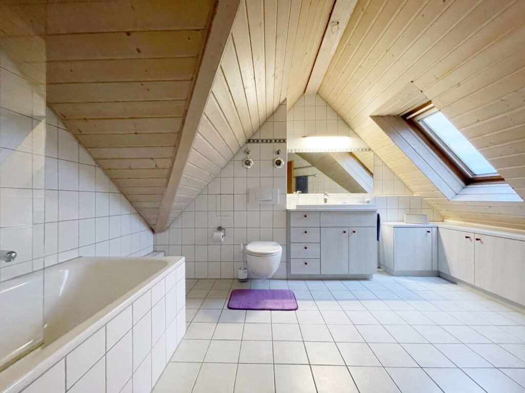 zweites Badezimmer