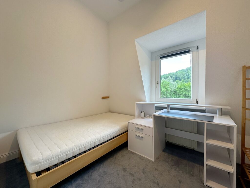 Zimmer 1 DG