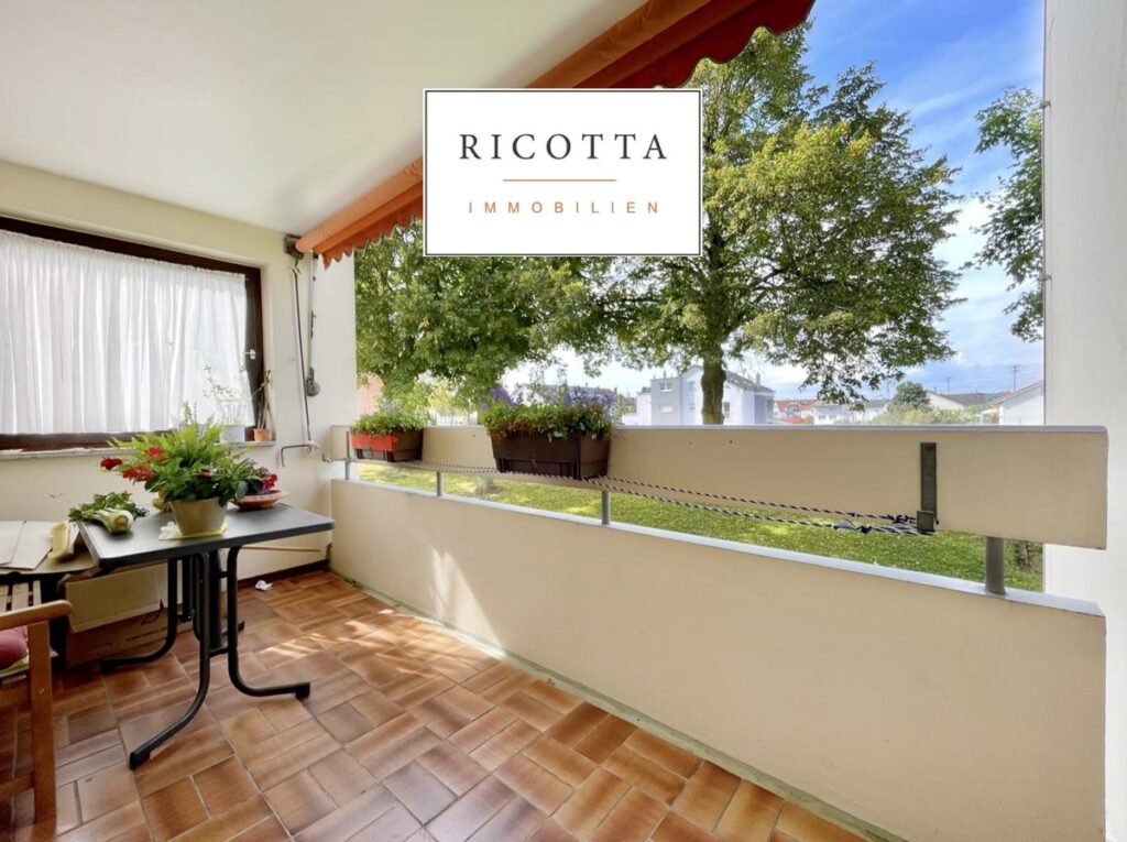 Überdachter Balkon