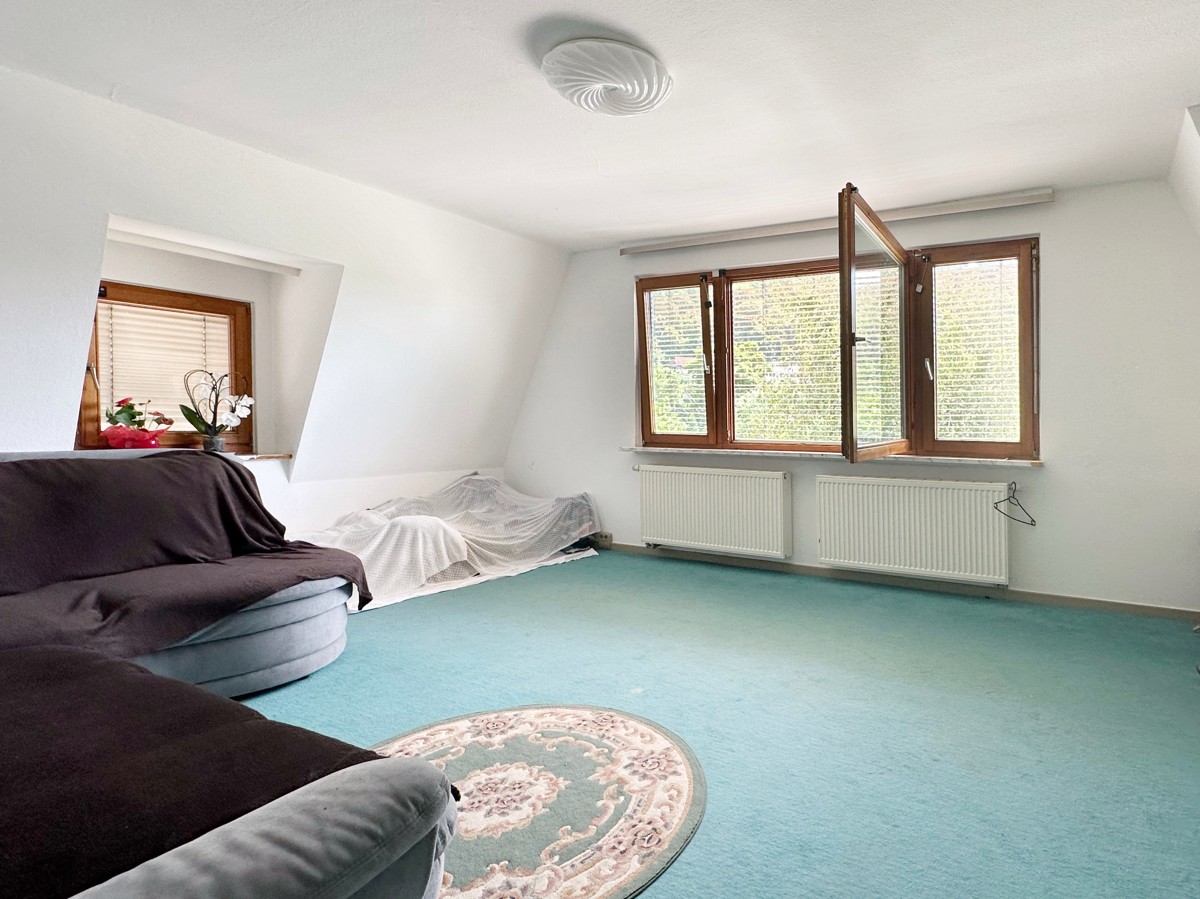 Wohnzimmer Wohnung 2. OG