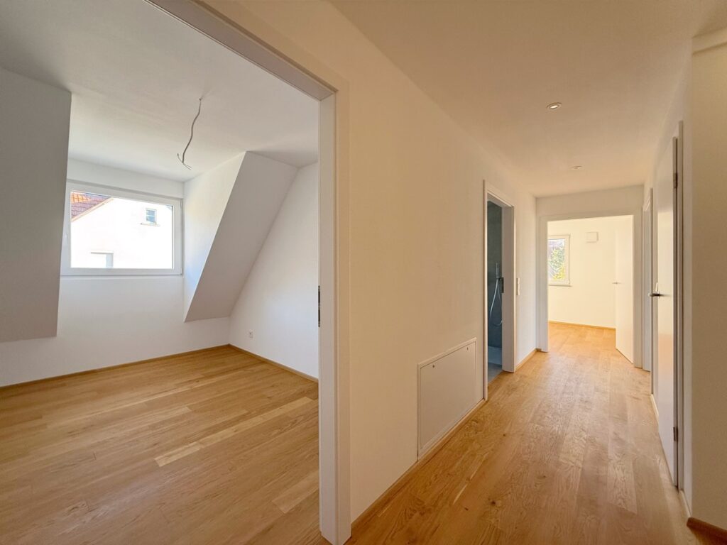 Flur mit Blick in die Zimmer