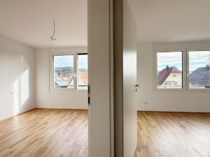 Schlafzimmer und Kinder- oder Arbeitszimmer