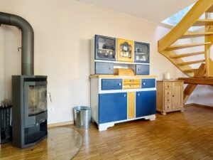 Wohnbereich mit Kamin