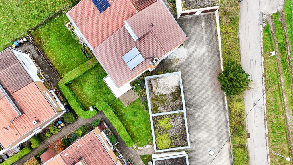 Neue Dacheindeckung und Dachdämmung