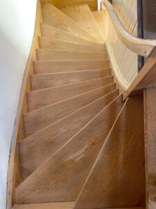 Holztreppe