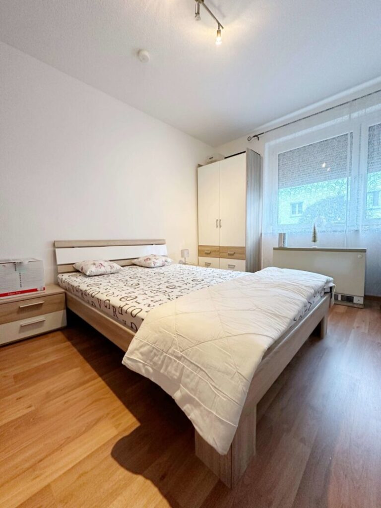 Schlafzimmer EG