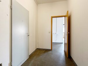 Nebeneingang Gewerbeeinheit 1
