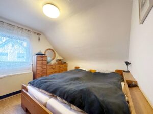Schlafzimmer DG