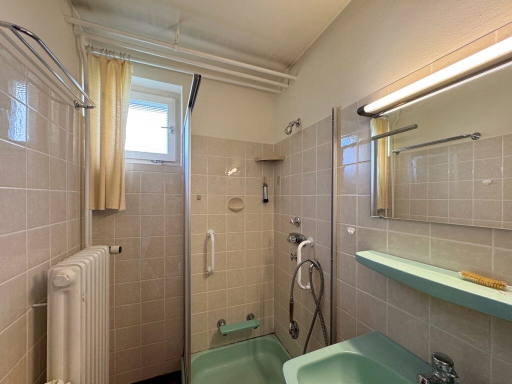 Badezimmer im UG