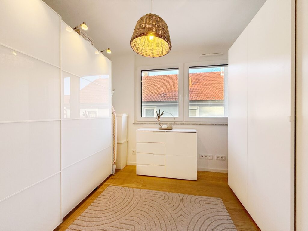 Kinder- oder Arbeitszimmer