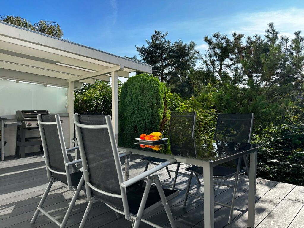 EG links Terrasse