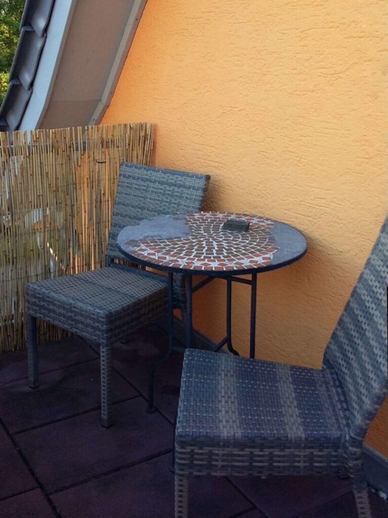 Balkon OG