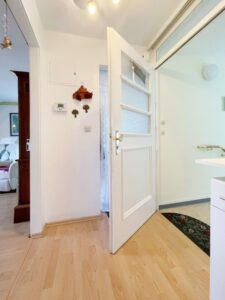 Flur Wohnung DG