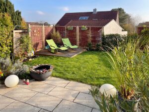 Terrasse und Garten