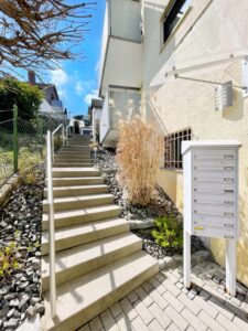 Treppe zum Haus
