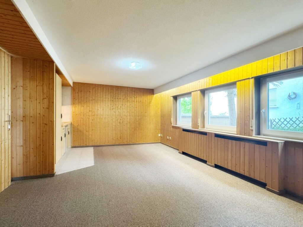 UG Wohnbereich mit Küchenzeile