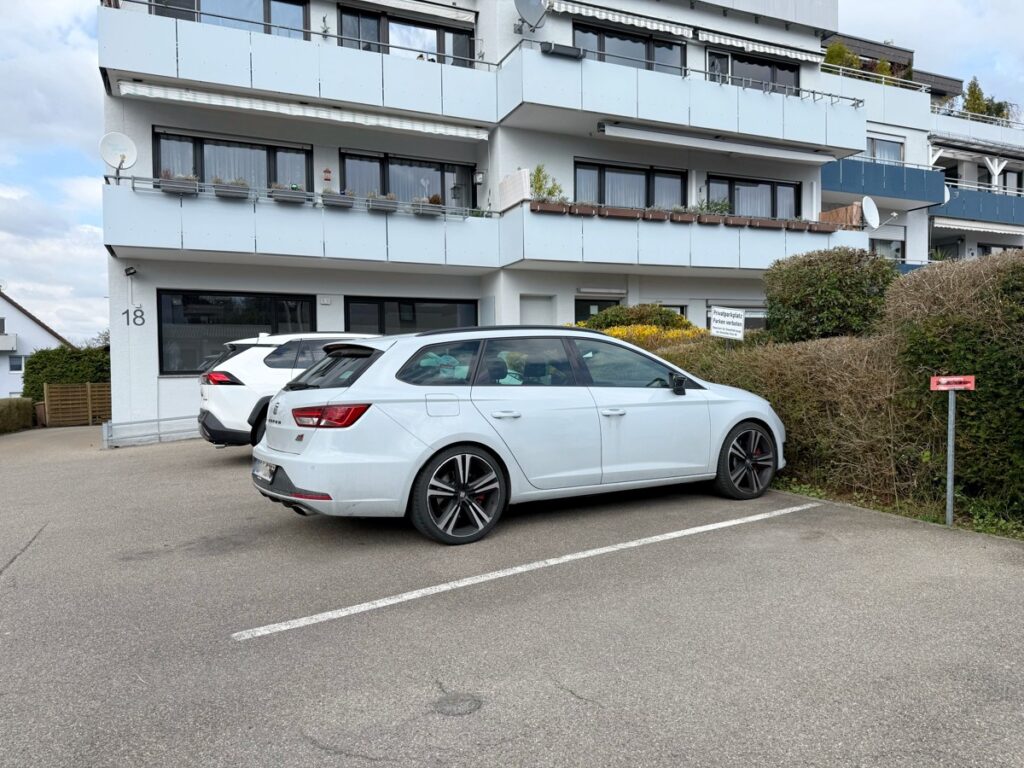 5 Stellplätze am Haus