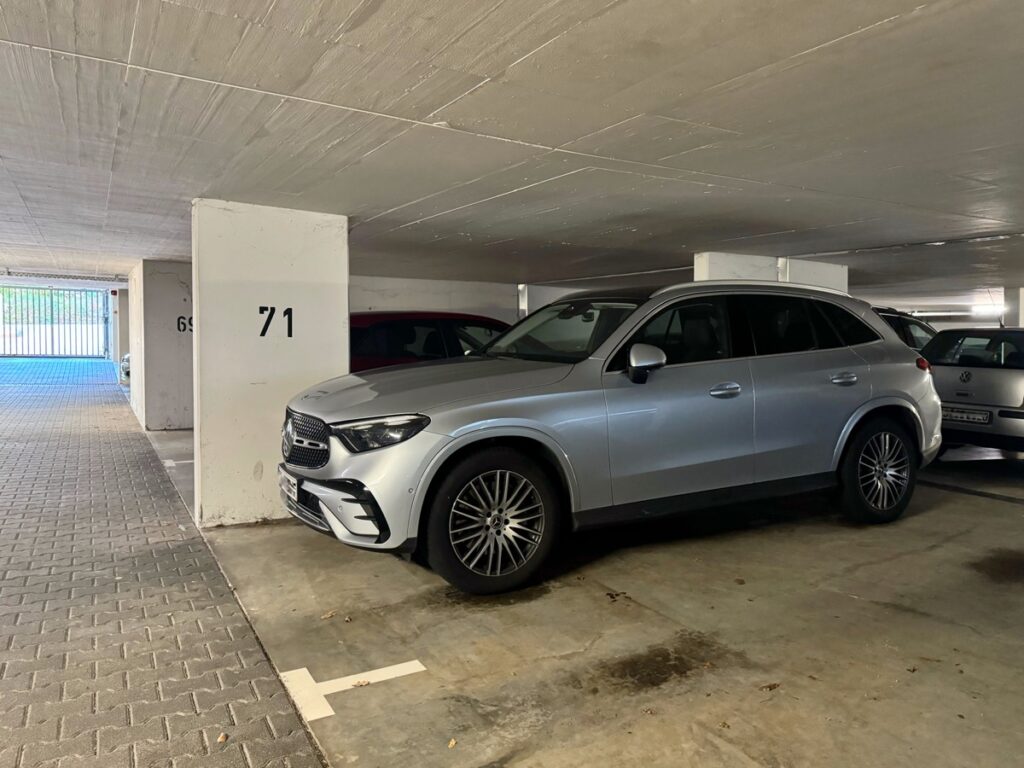 Tiefgaragenstellplatz 1