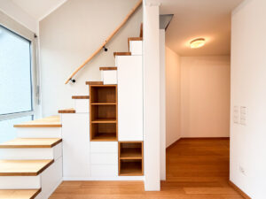 Flur mit Einbauschrank