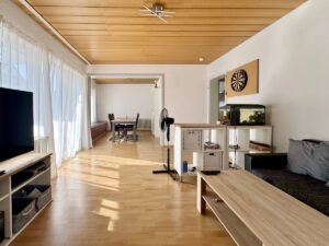 Wohn- & Esszimmer Wohnung Hochparterre