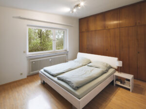 Schlafzimmer linke DHH