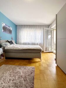 Schlafzimmer Hochparterre
