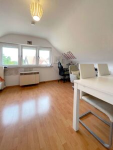 Wohnzimmer DG