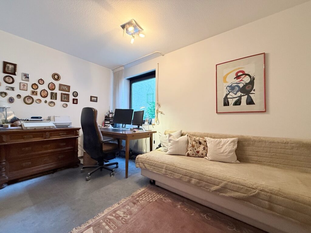 Kinder- oder Arbeitszimmer