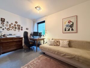 Kinder- oder Arbeitszimmer