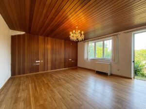 Zimmer mit seperatem Zugang im UG