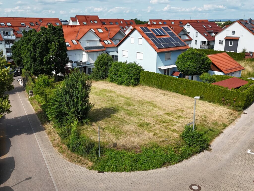 Grundstück