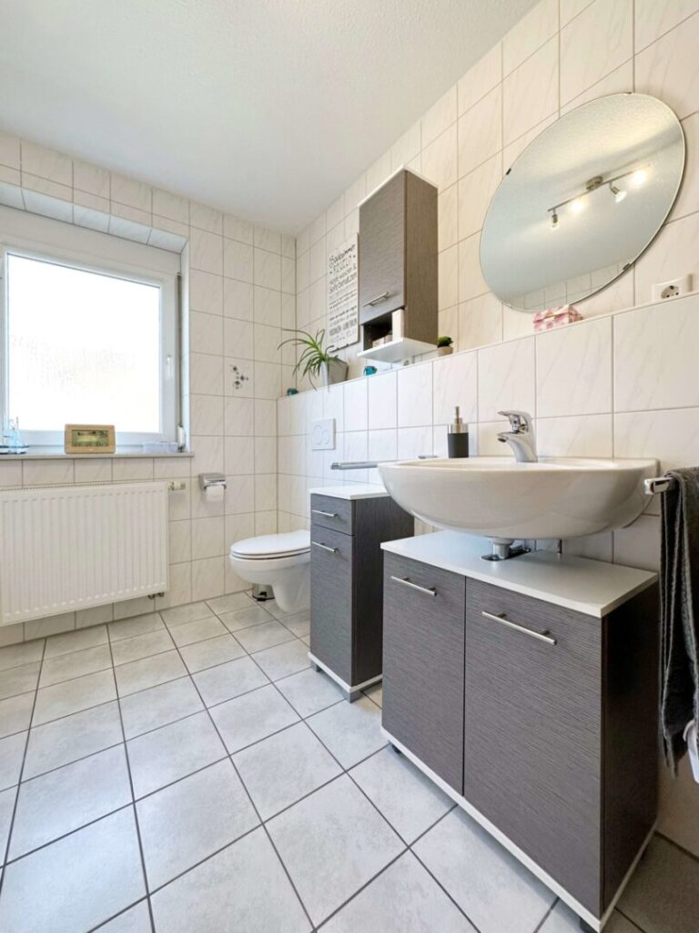 Badezimmer DG
