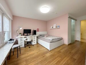 Kinderzimmer EG