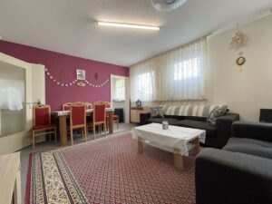 Wohnung im OG