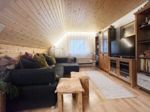 Wohnzimmer DG