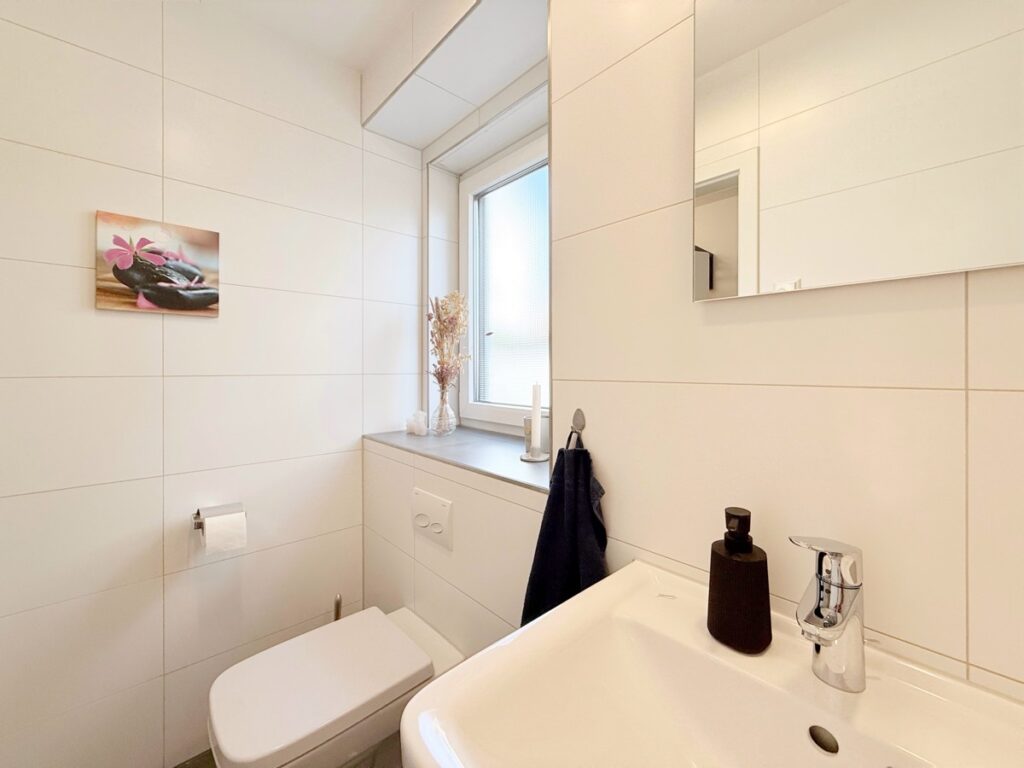 Gäste-WC mit Tageslicht