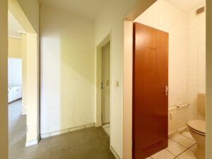 WC Gewerbeeinheit 2