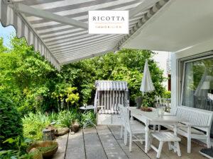 Terrasse mit Garten